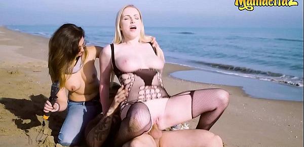  CHICAS LOCA - Frida Sante Georgie Lyall - Sexy British MILF Takes Cock On The Beach With Her BFF Watching